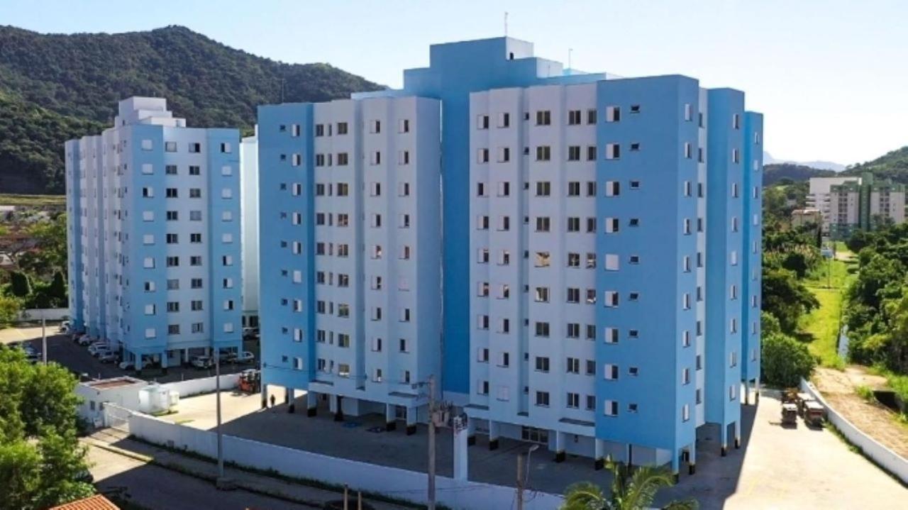 Ape Em Martin De Sa - Caragua Apartment Caraguatatuba Bagian luar foto